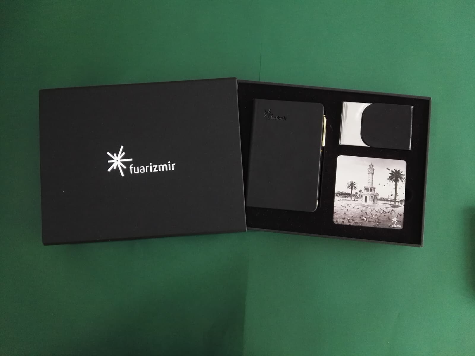 Presentation / PR Kits 4